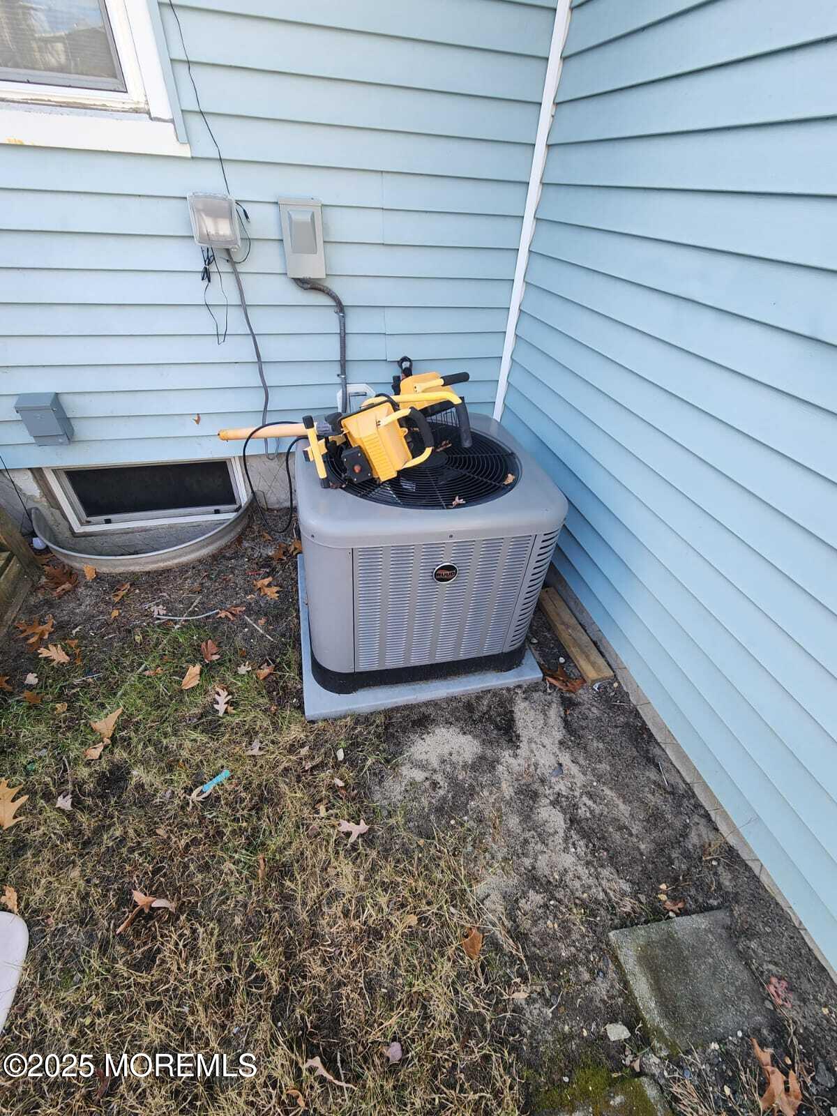 215 Miller Road Lakewood, NJ 08701 - Photo 11 of 12 a view of outdoor space and yard
