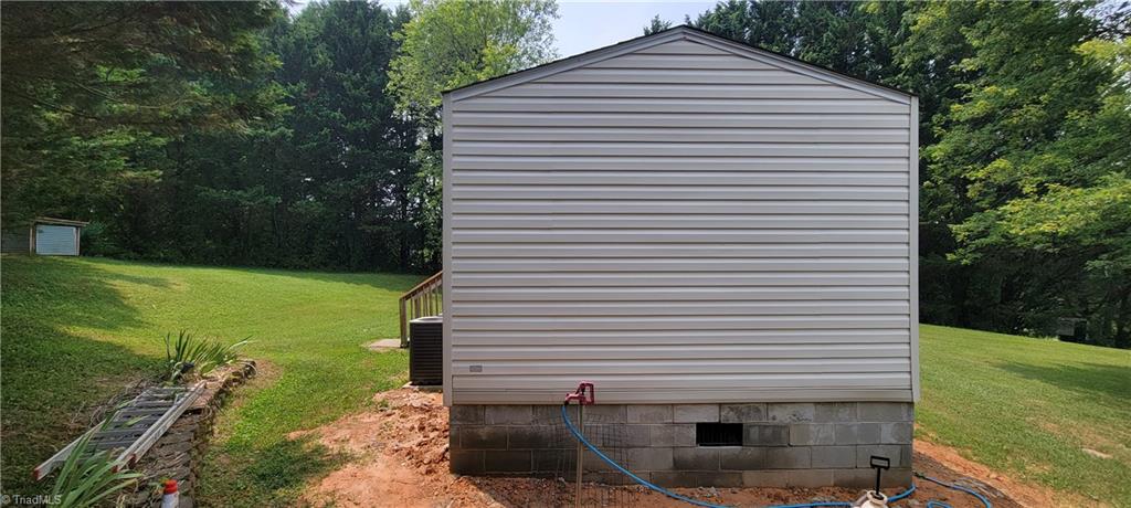 4995 Haystack Road Dobson, NC 27017 - Photo 6 of 30 Gallery Image 6