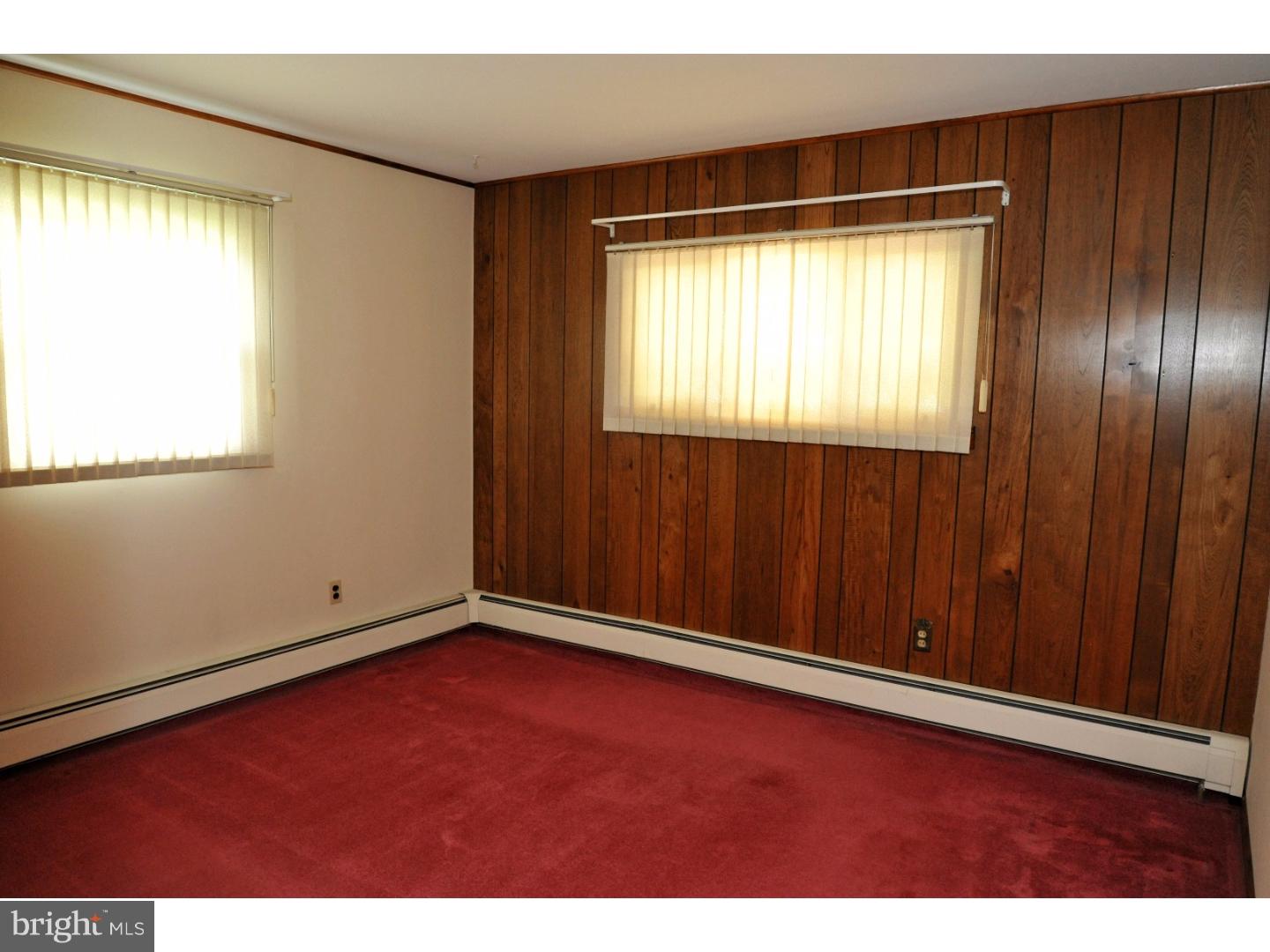7 Hedge Road Levittown, PA 19056 - Photo 14 of 25 Gallery Image 14
