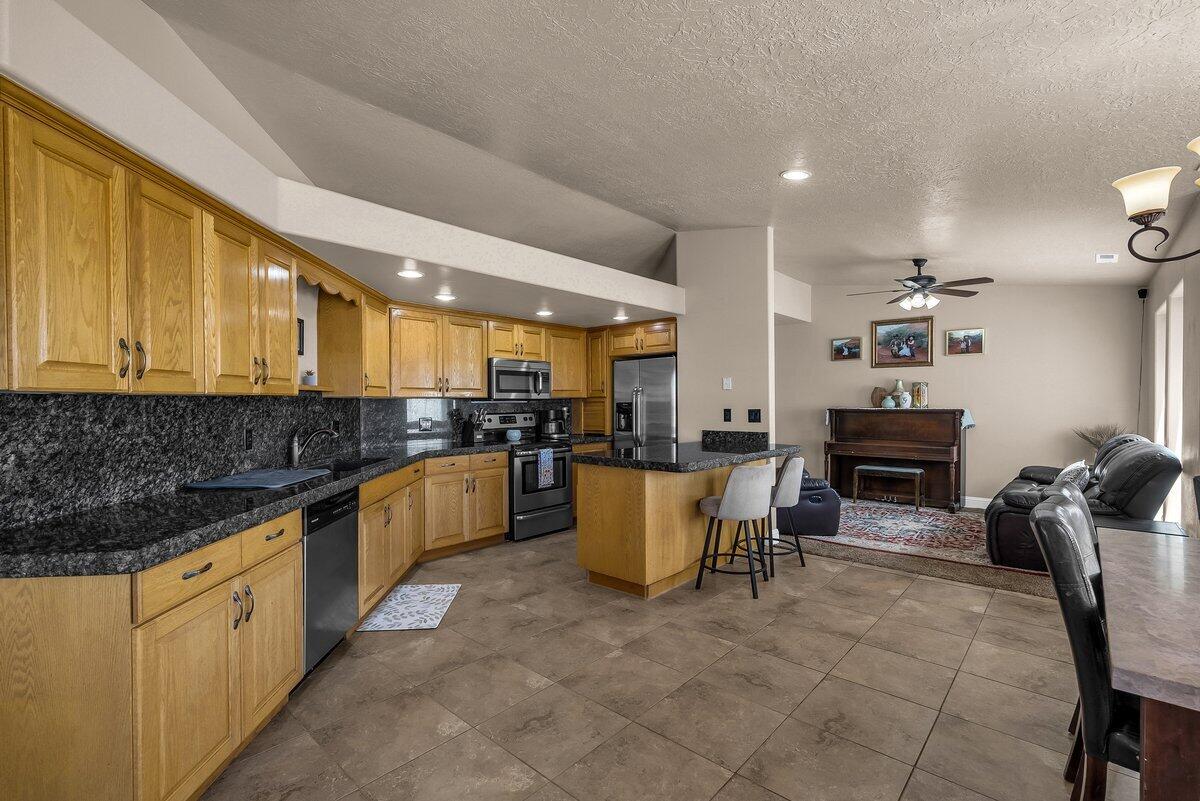 1865 West 5745 North St. George, UT 84770 - Photo 9 of 29 H-14 (1)