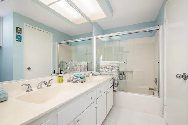 $279,000 | 2700 Lawrence Crossley Road, Unit 119, Palm Springs, CA 92264