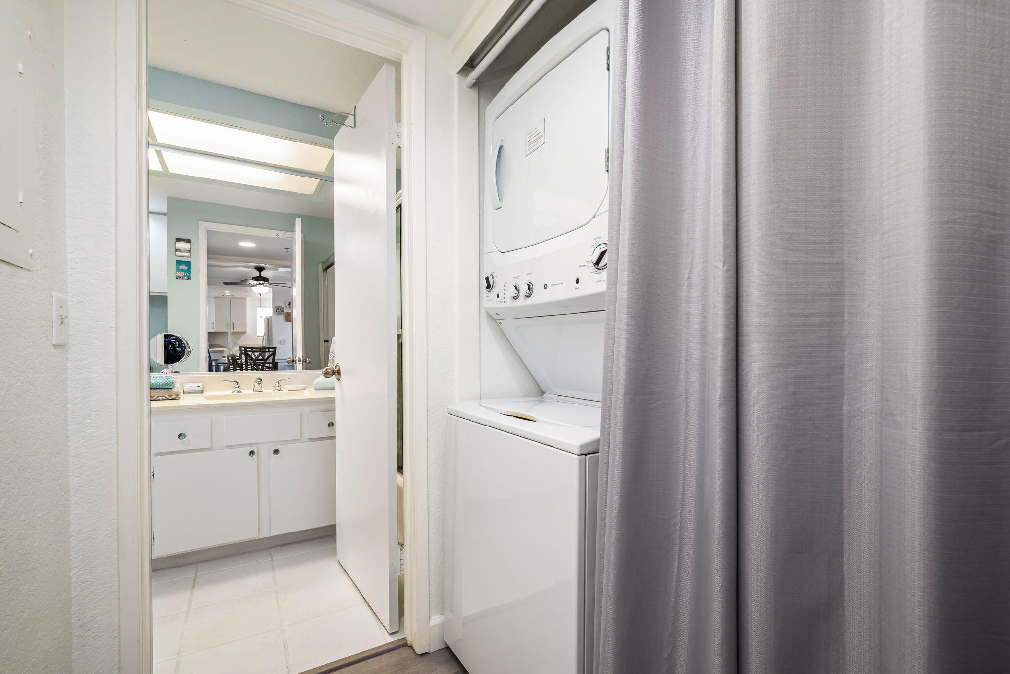 2700 Lawrence Crossley Road, Unit 119 Palm Springs, CA 92264 - Photo 16 of 23 2700 Lawrence Crossley Road 119