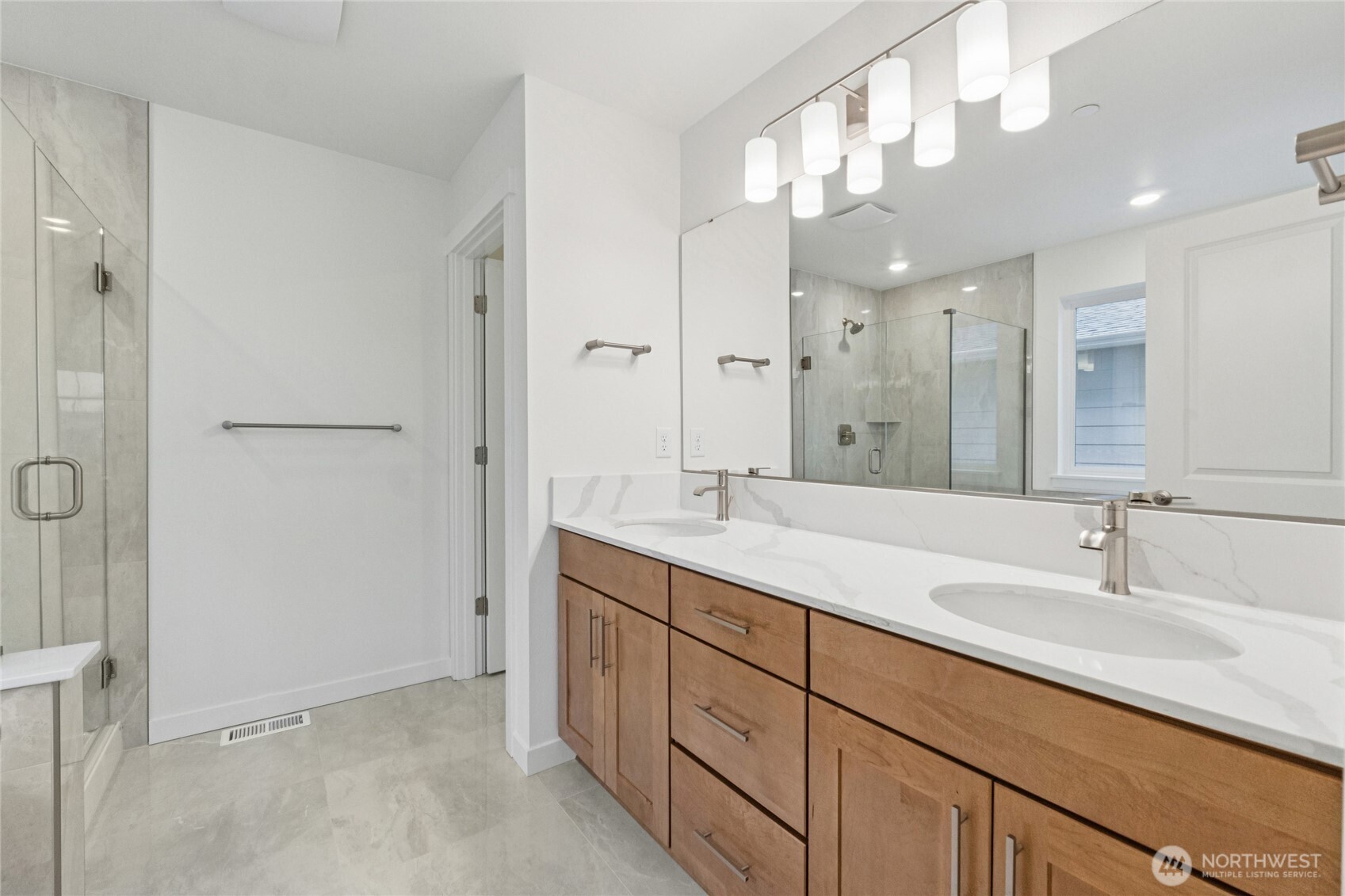 24237 13 Avenue Southeast, Unit CR25 Bothell, WA 98021 - Photo 10 of 21