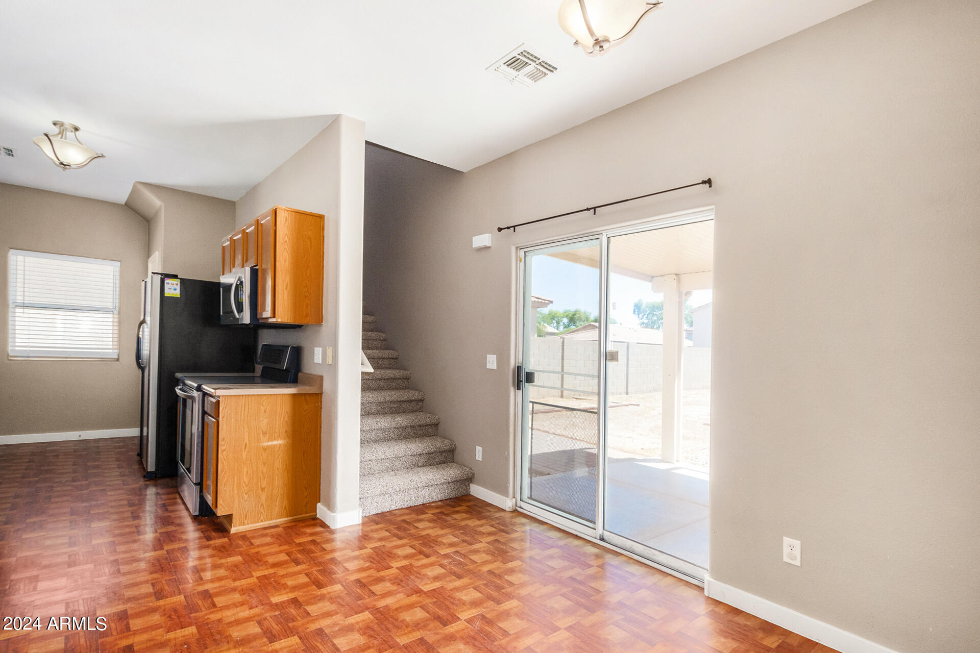 13195 West Redfield Road Surprise, AZ 85379 - Photo 18 of 37 15 - Redfield
