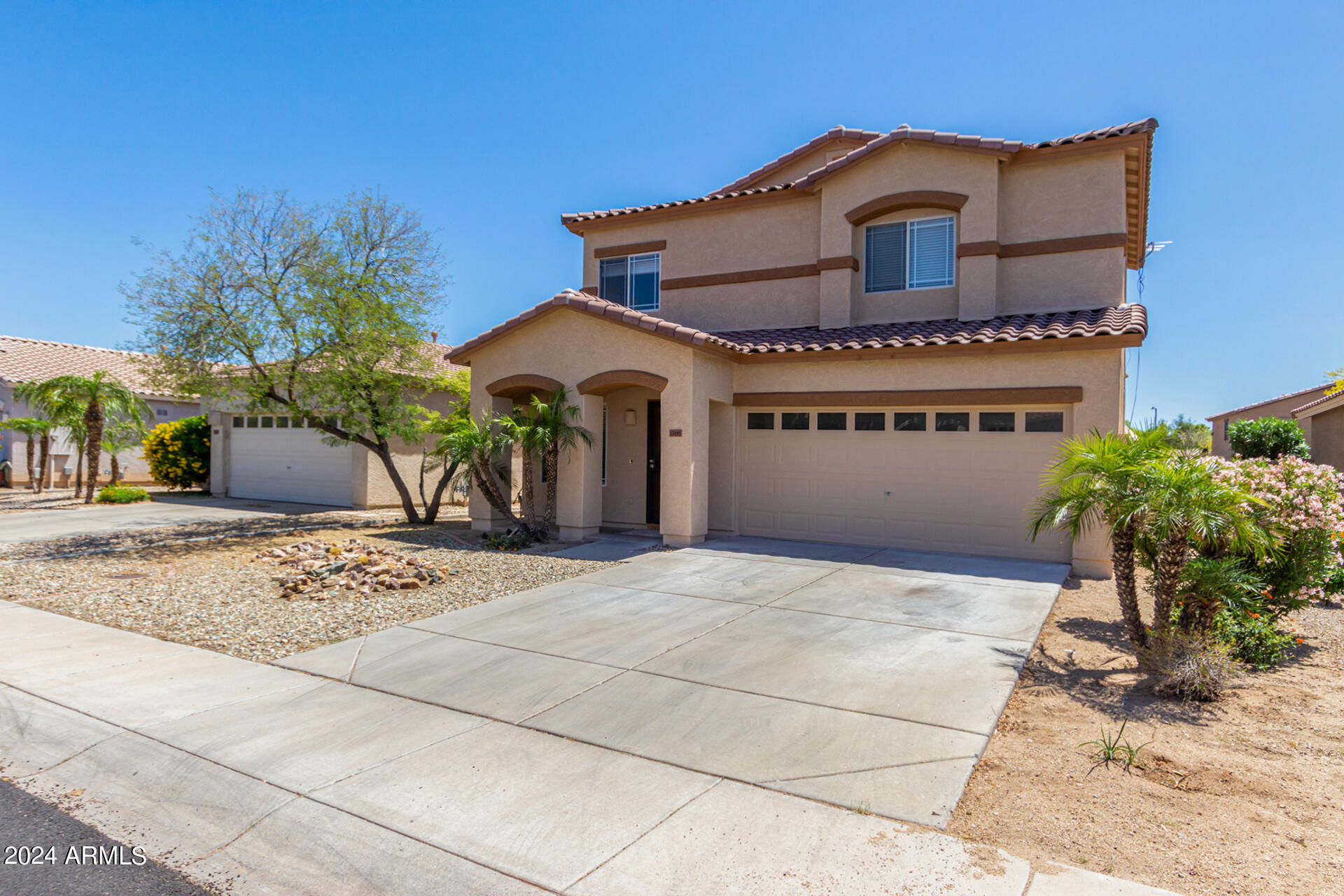 13195 West Redfield Road Surprise, AZ 85379 - Photo 2 of 37 03 - Redfield