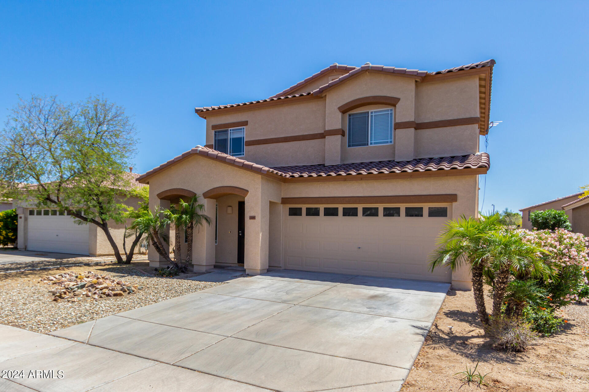 13195 West Redfield Road Surprise, AZ 85379 - Photo 3 of 37 04 - Redfield