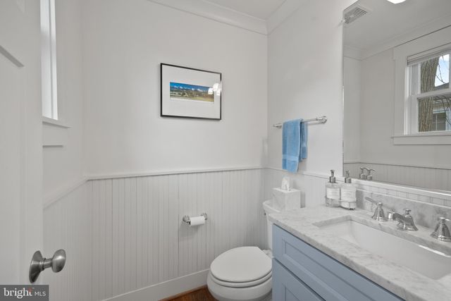 $1,565,000 | 8 East Walnut Street, Alexandria, VA 22301