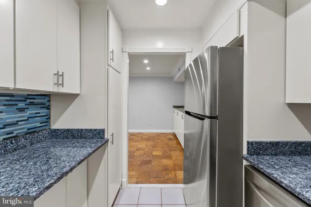 $250,000 | 7541 Spring Lake Drive, Unit B1, Bethesda, MD 20817