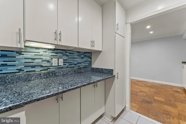 $250,000 | 7541 Spring Lake Drive, Unit B1, Bethesda, MD 20817