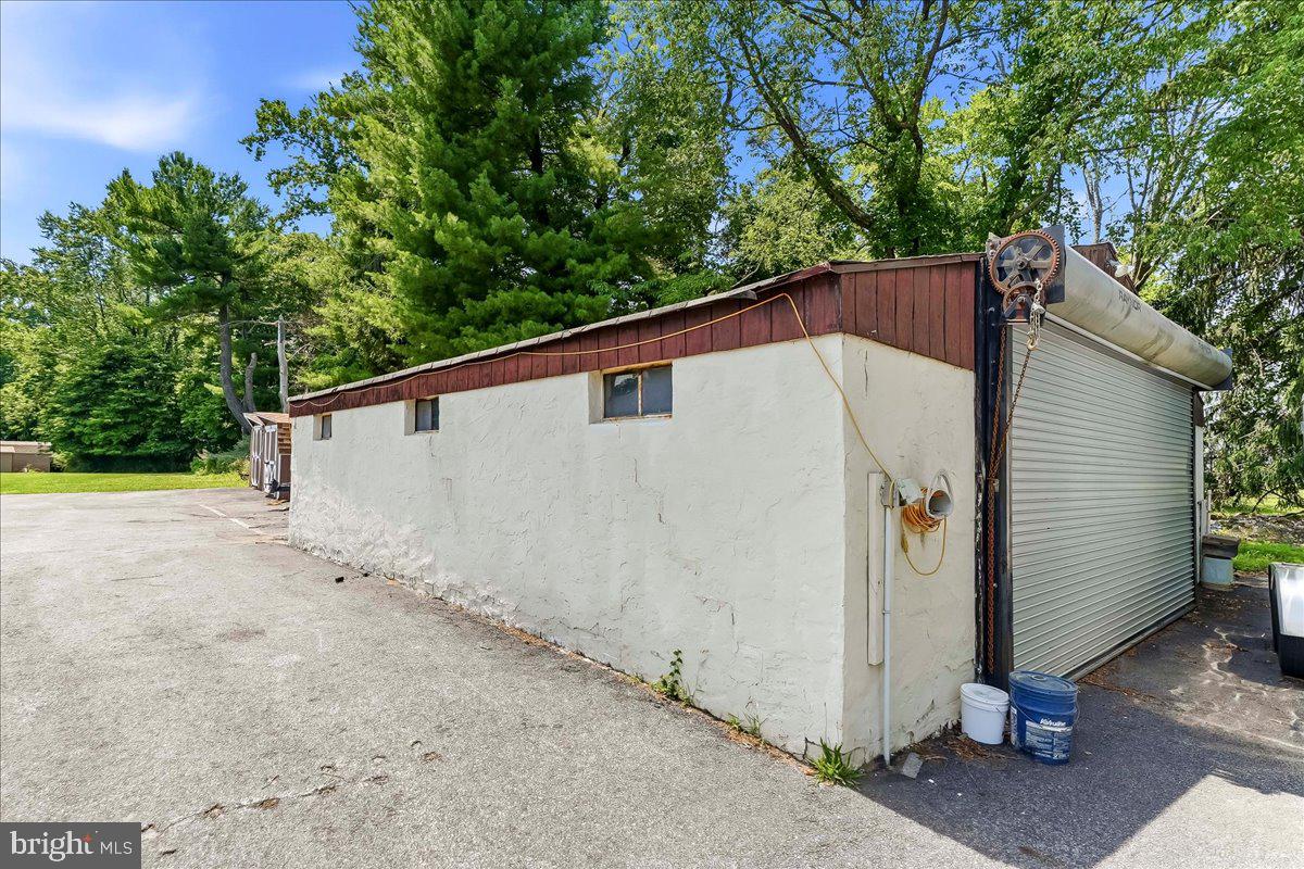 2732 Old Cedar Grove Road Broomall, PA 19008 - Photo 17 of 21