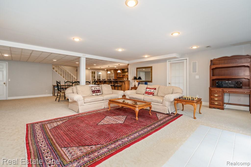 6595 Edith Court Troy, MI 48085 - Photo 50 of 59
