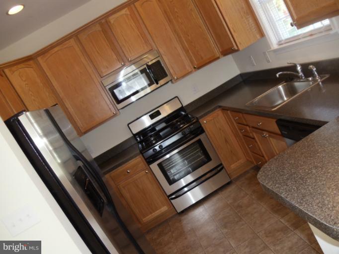1324 Seling Avenue Rosedale, MD 21237 - Photo 5 of 24 Kitchen