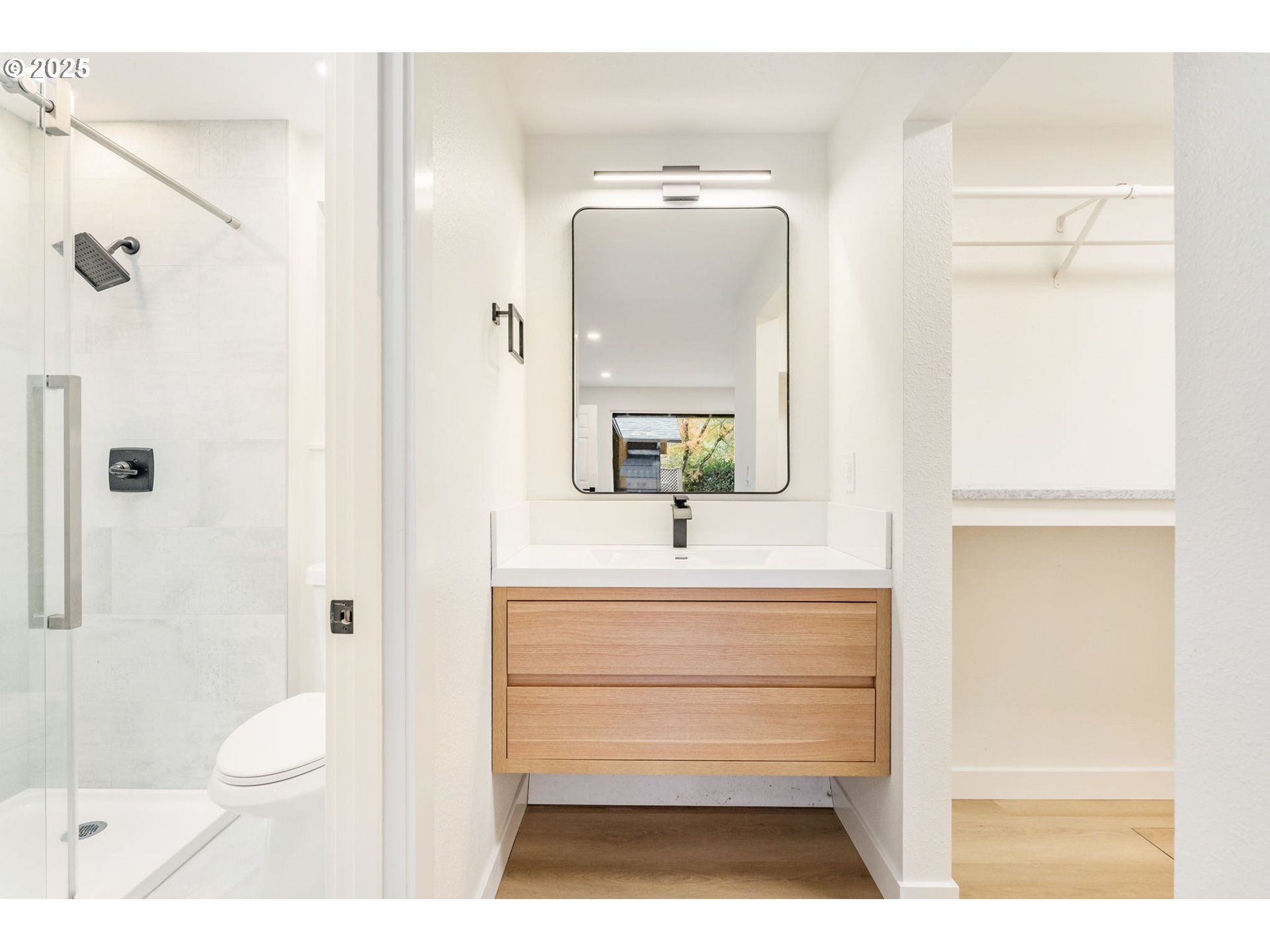 6050 Southwest Fernbrook Street Lake Oswego, OR 97035 - Photo 19 of 48