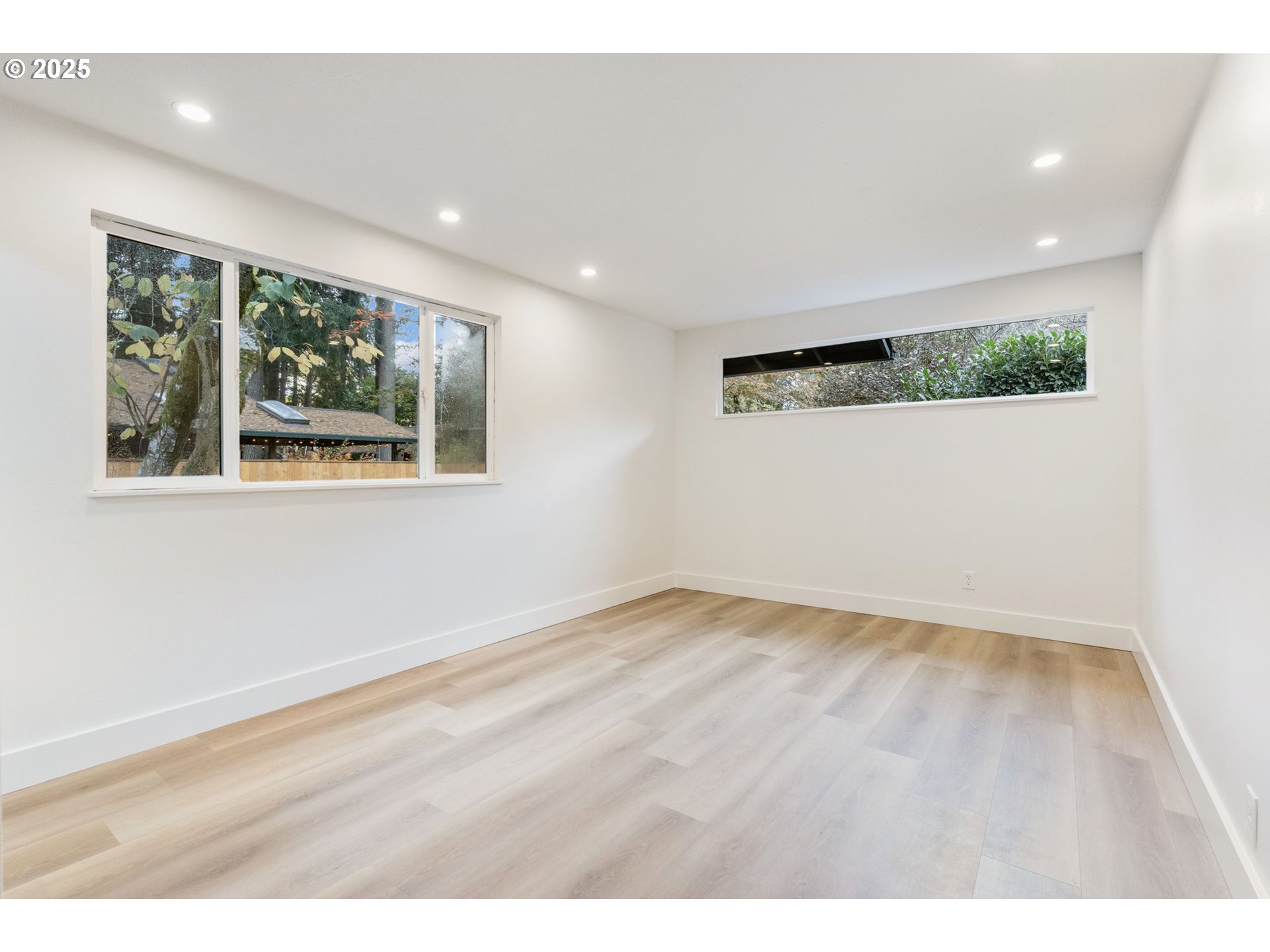 6050 Southwest Fernbrook Street Lake Oswego, OR 97035 - Photo 33 of 48