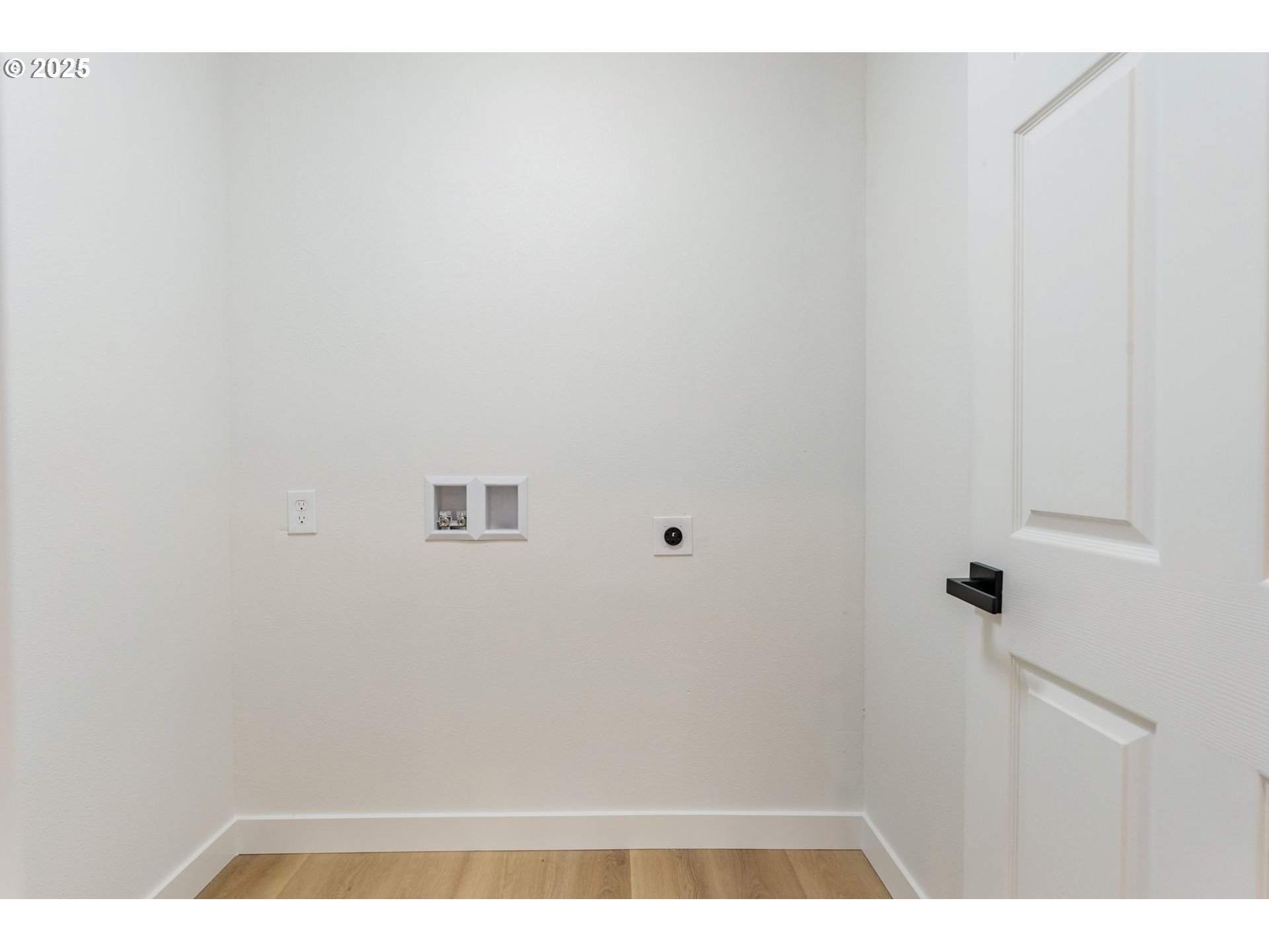 6050 Southwest Fernbrook Street Lake Oswego, OR 97035 - Photo 36 of 48