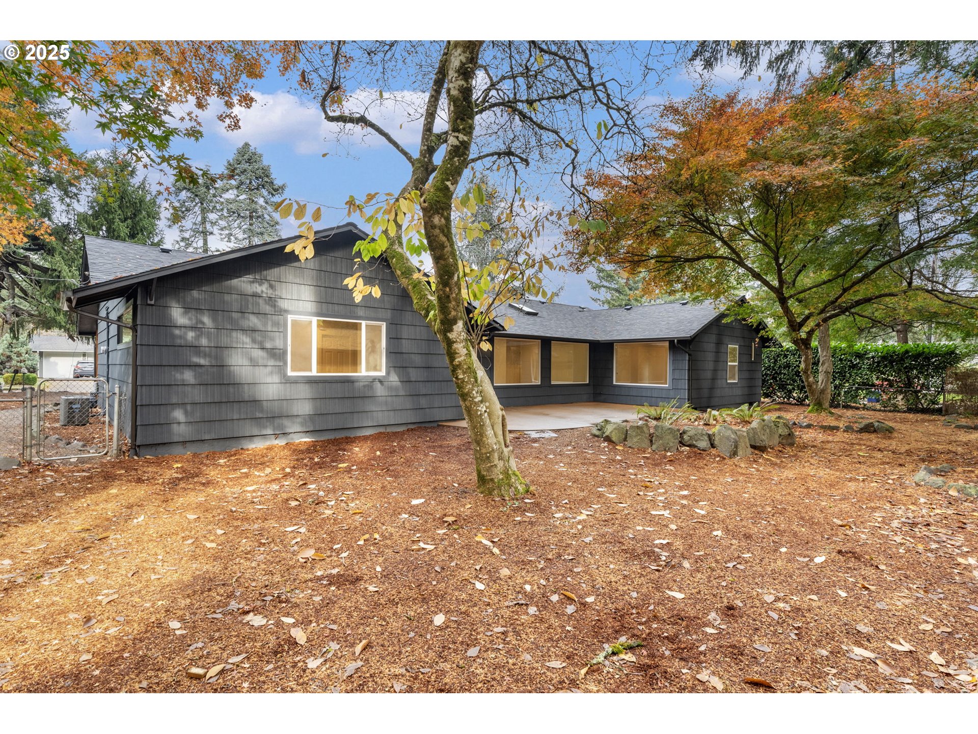 6050 Southwest Fernbrook Street Lake Oswego, OR 97035 - Photo 38 of 48