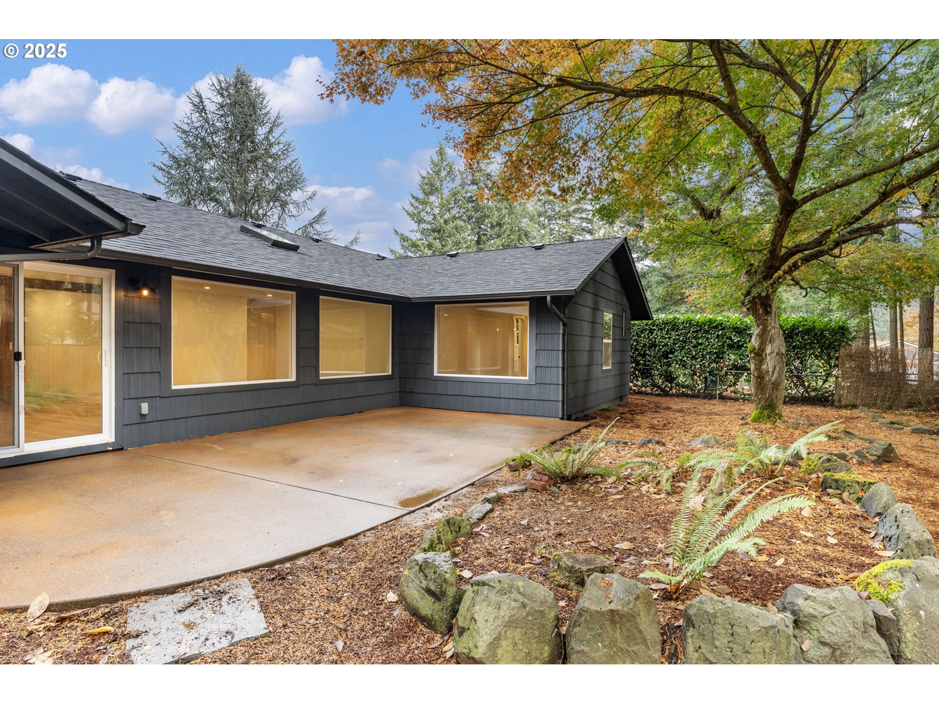 6050 Southwest Fernbrook Street Lake Oswego, OR 97035 - Photo 43 of 48