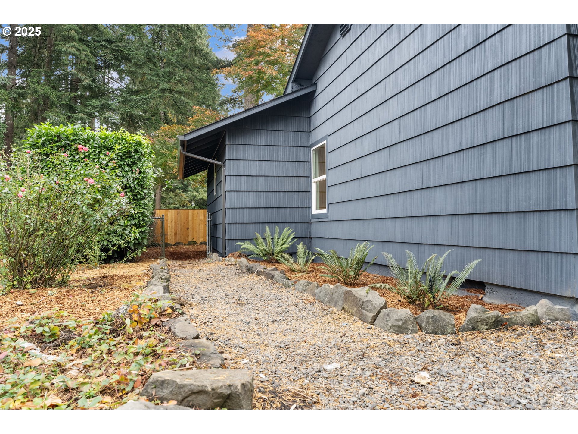 6050 Southwest Fernbrook Street Lake Oswego, OR 97035 - Photo 44 of 48