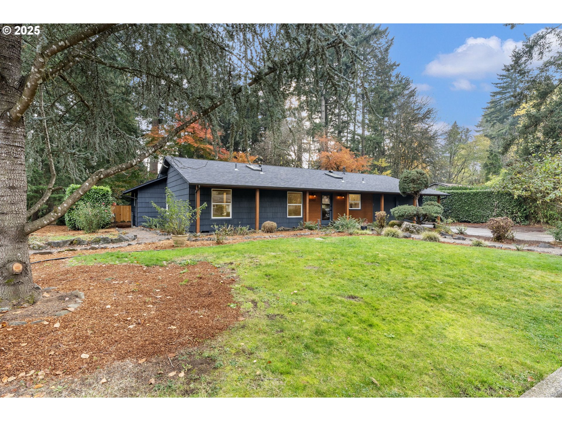 6050 Southwest Fernbrook Street Lake Oswego, OR 97035 - Photo 47 of 48