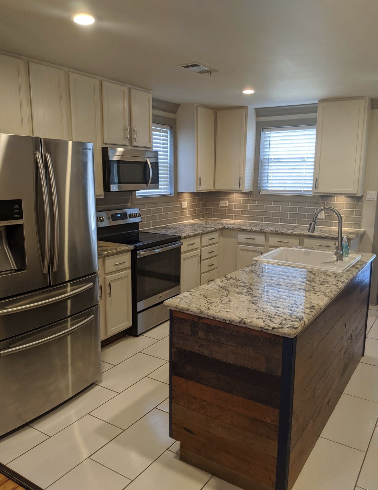 407 2nd Street Humble, TX 77338 - Photo 11 of 21