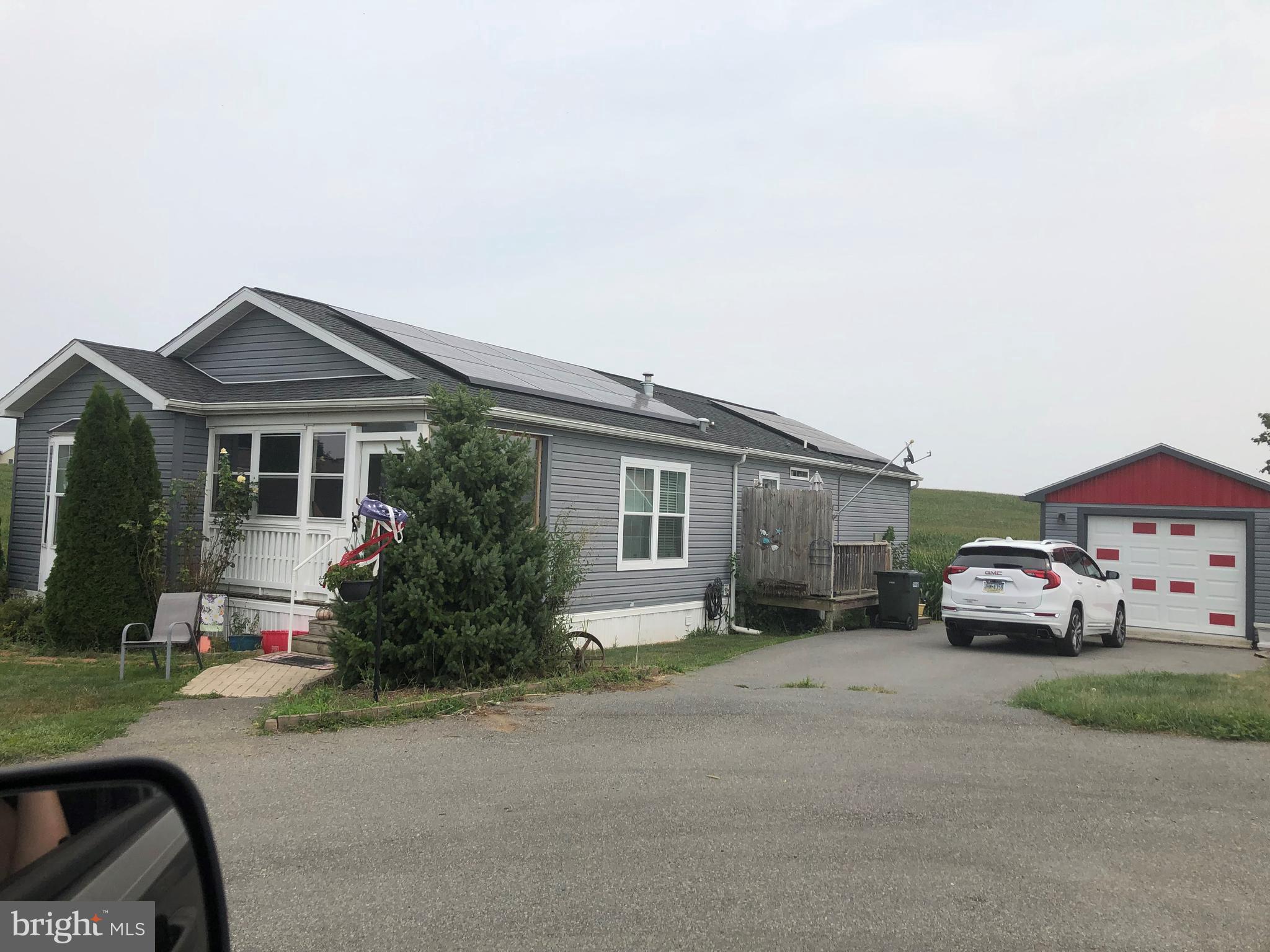 200 West Burkholder Drive Lititz, PA 17543 - Photo 3 of 38 Welcome to 200 W Burkholder Dr Trlr 25!!