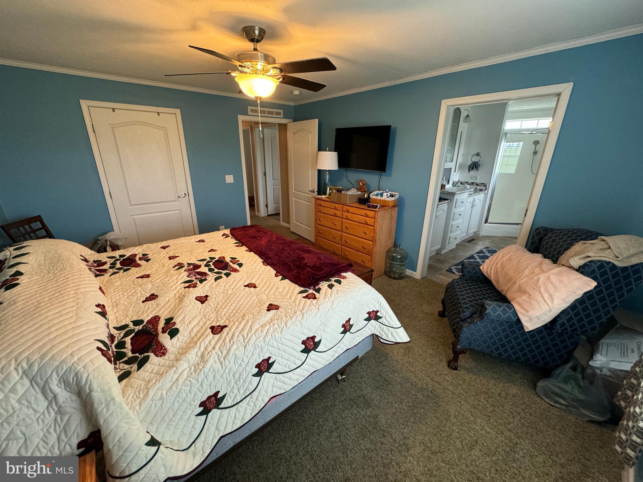 200 West Burkholder Drive Lititz, PA 17543 - Photo 31 of 38 primary bedroom