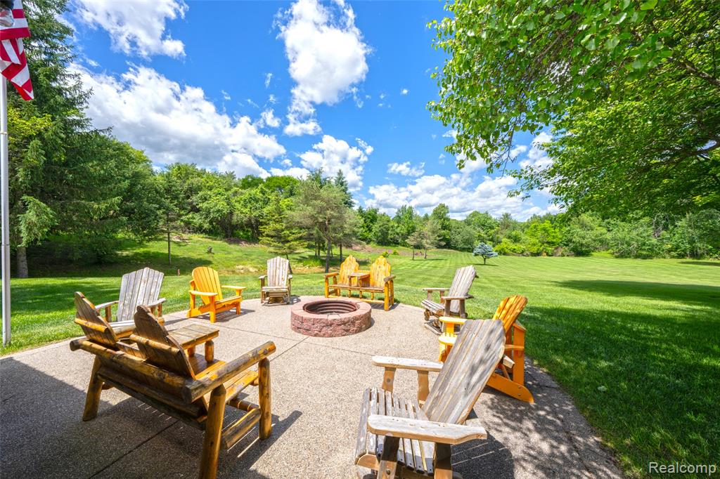 5233 Crawford Road Dryden, MI 48428 - Photo 19 of 95