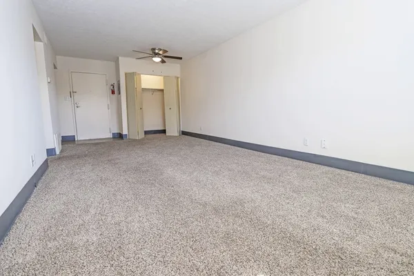 $1,045 | 319 Blair Court, Louisville, KY 40243