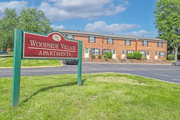 $1,045 | 319 Blair Court, Louisville, KY 40243