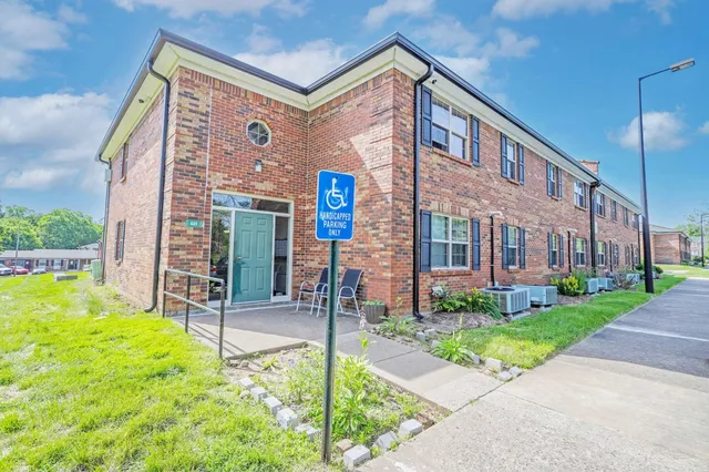 $1,045 | 319 Blair Court, Other, KY 40243