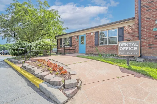 $1,045 | 319 Blair Court, Louisville, KY 40243