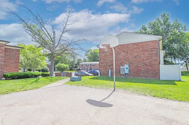 $1,045 | 319 Blair Court, Other, KY 40243