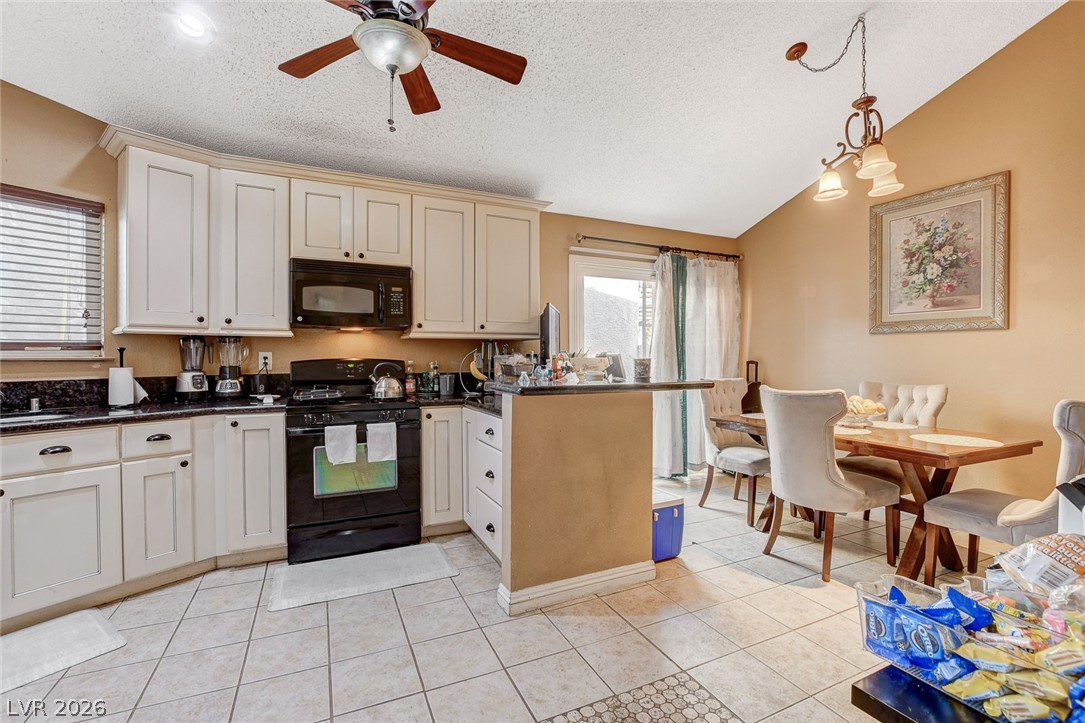 6557 West Beacon Road Las Vegas, NV 89108 - Photo 3 of 44