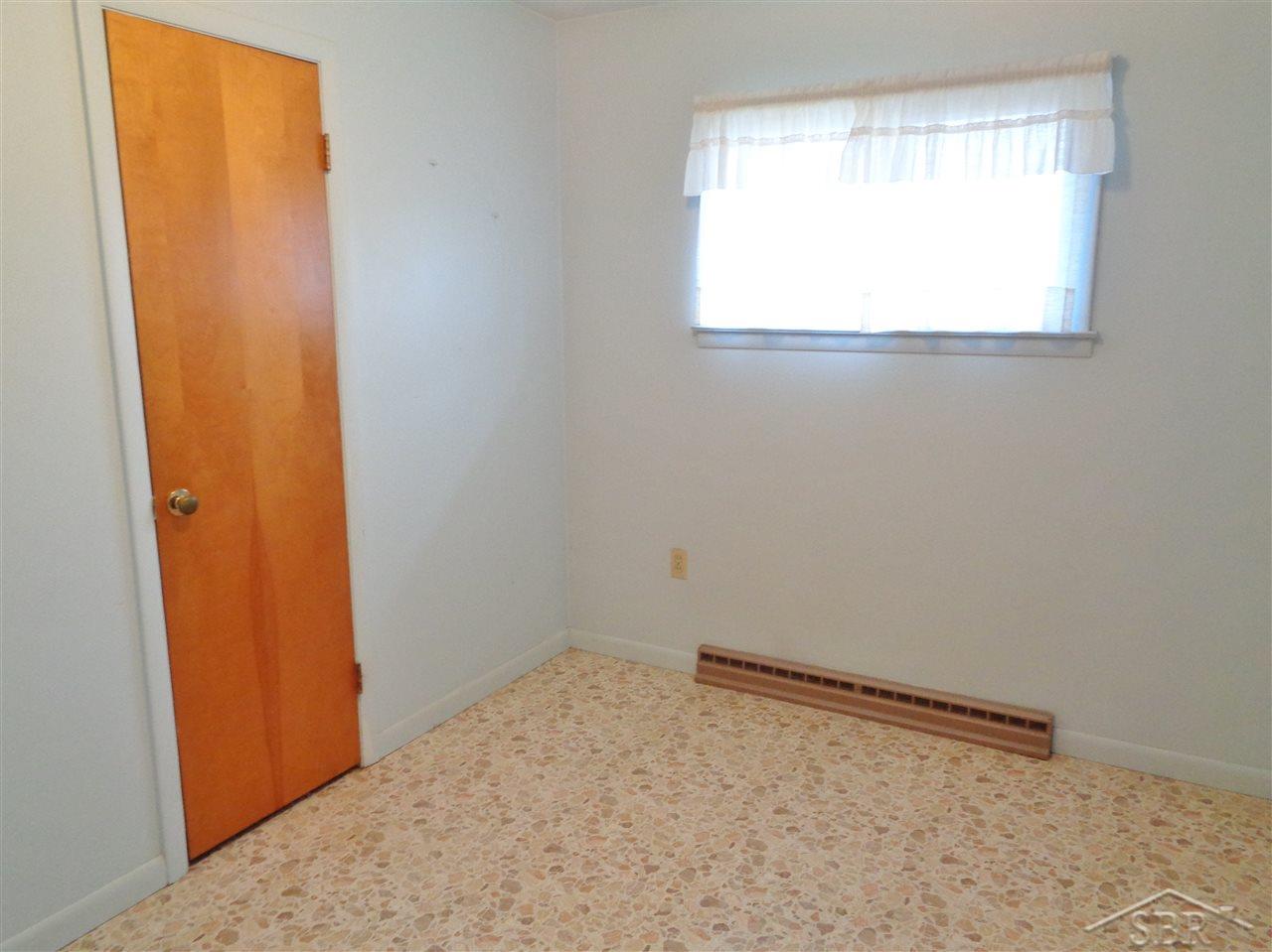 2360 South Hemlock Road Hemlock, MI 48626 - Photo 17 of 28 31343490-16.JPG