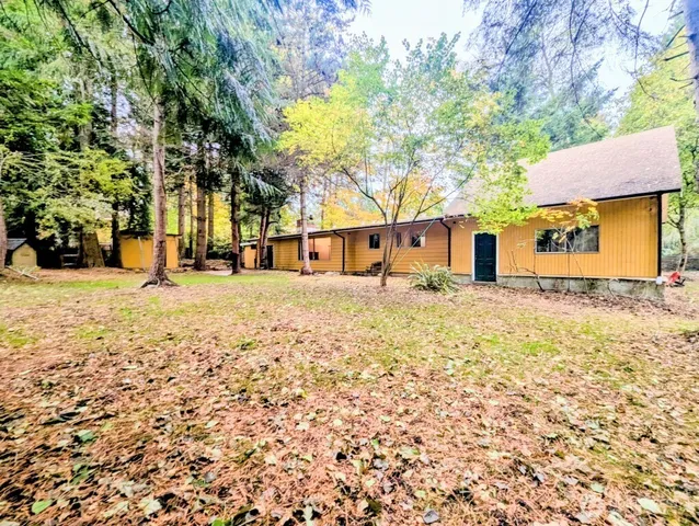 $3,500 | 17253 44th Avenue Northeast, Lake Forest Park, WA 98155