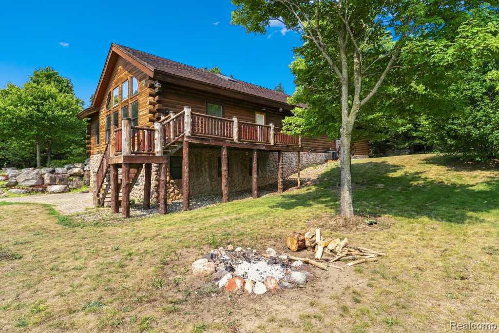 1940 Marlette Road Applegate, MI 48401 - Photo 54 of 67 1940-East-Marlette-Road-54.jpg