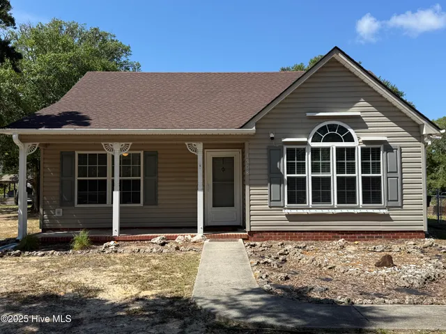 $2,300 | 1308 East Oak Island Drive, Oak Island, NC 28465