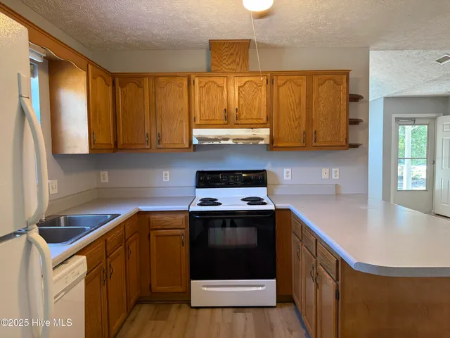 $2,300 | 1308 East Oak Island Drive, Oak Island, NC 28465