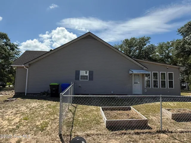 $2,300 | 1308 East Oak Island Drive, Oak Island, NC 28465