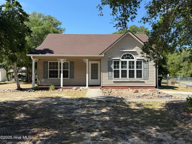 $2,300 | 1308 East Oak Island Drive, Oak Island, NC 28465