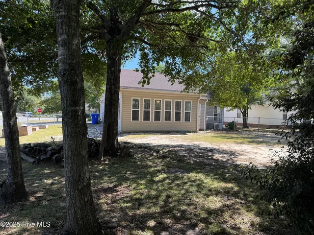 $2,300 | 1308 East Oak Island Drive, Oak Island, NC 28465