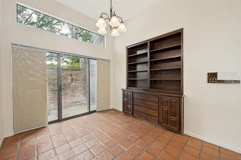 $575,000 | 3316 Courtyard Place, Farmers Branch, TX 75234