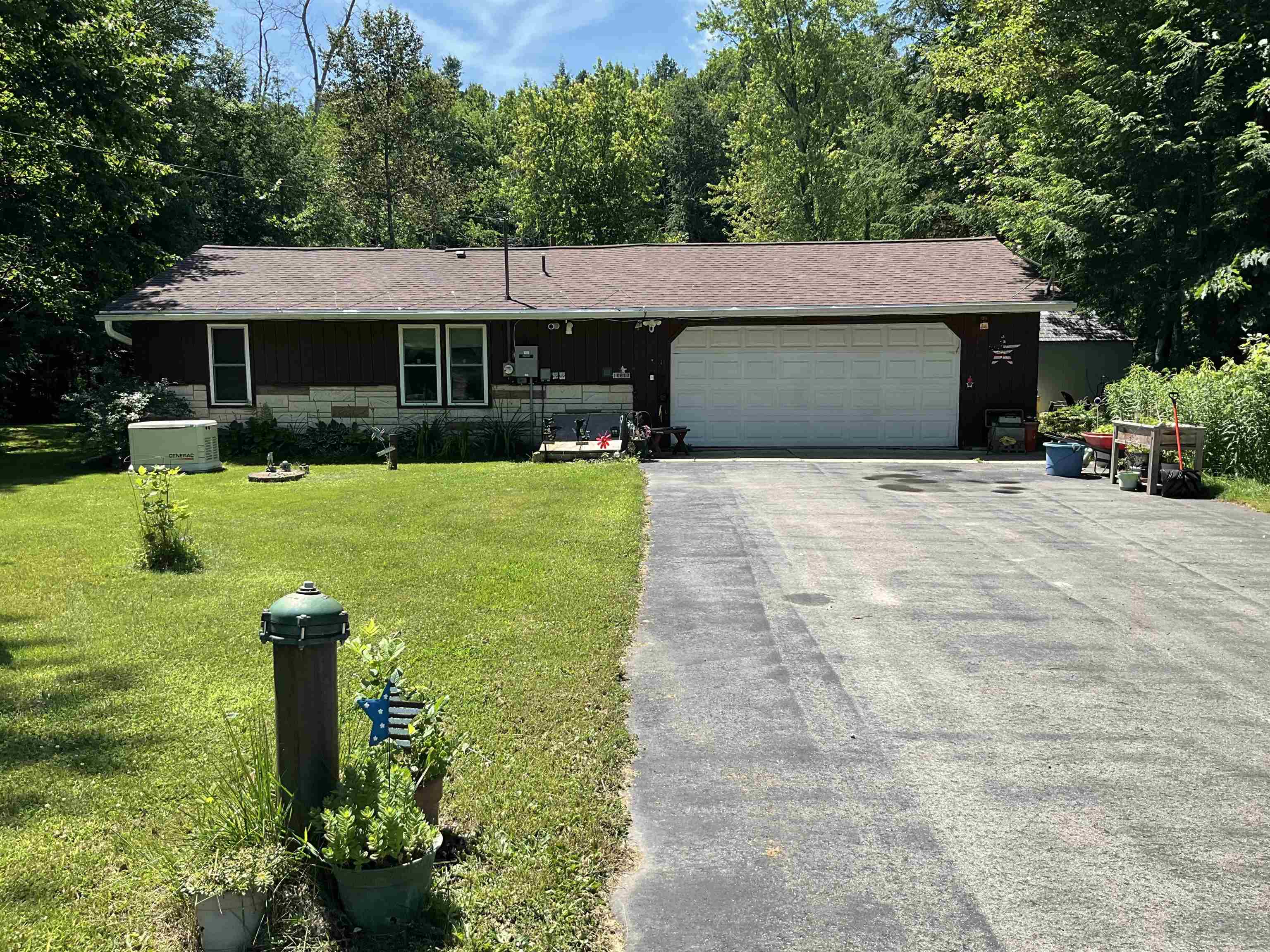 10817 Randall Lane Suring, WI 54174 - Photo 3 of 7