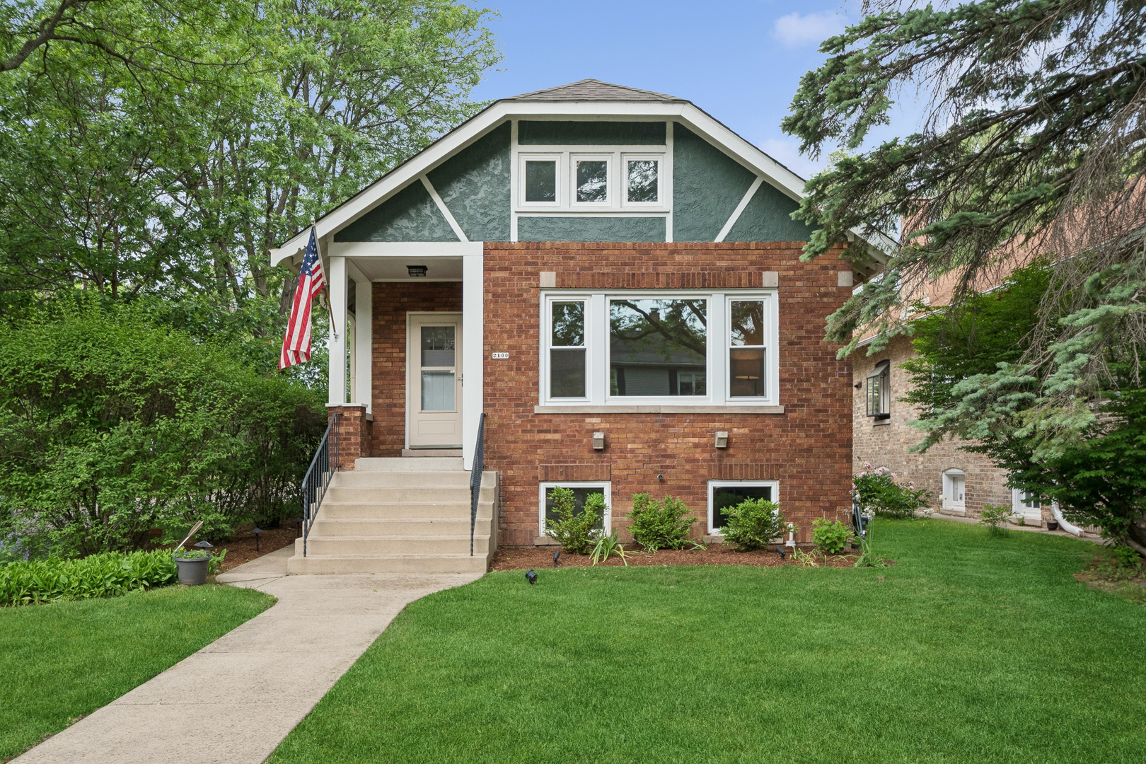 2100 Forestview Road Evanston, IL 60201 - Photo 2 of 29