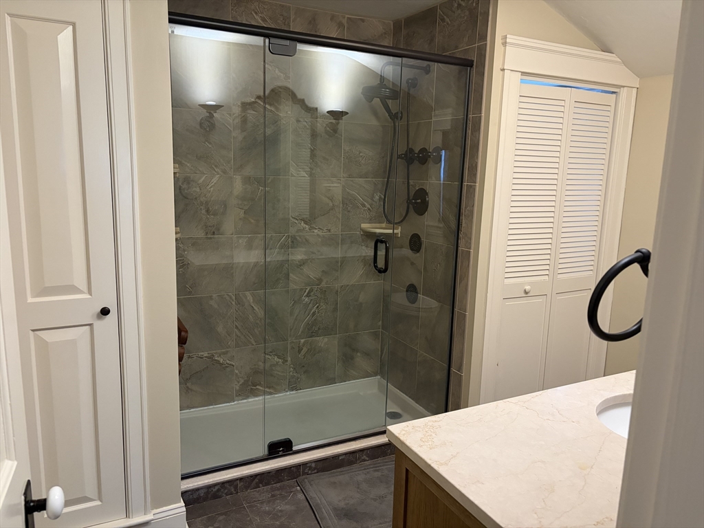 87 June Street, Unit 2 Worcester, MA 01602 - Photo 5 of 7