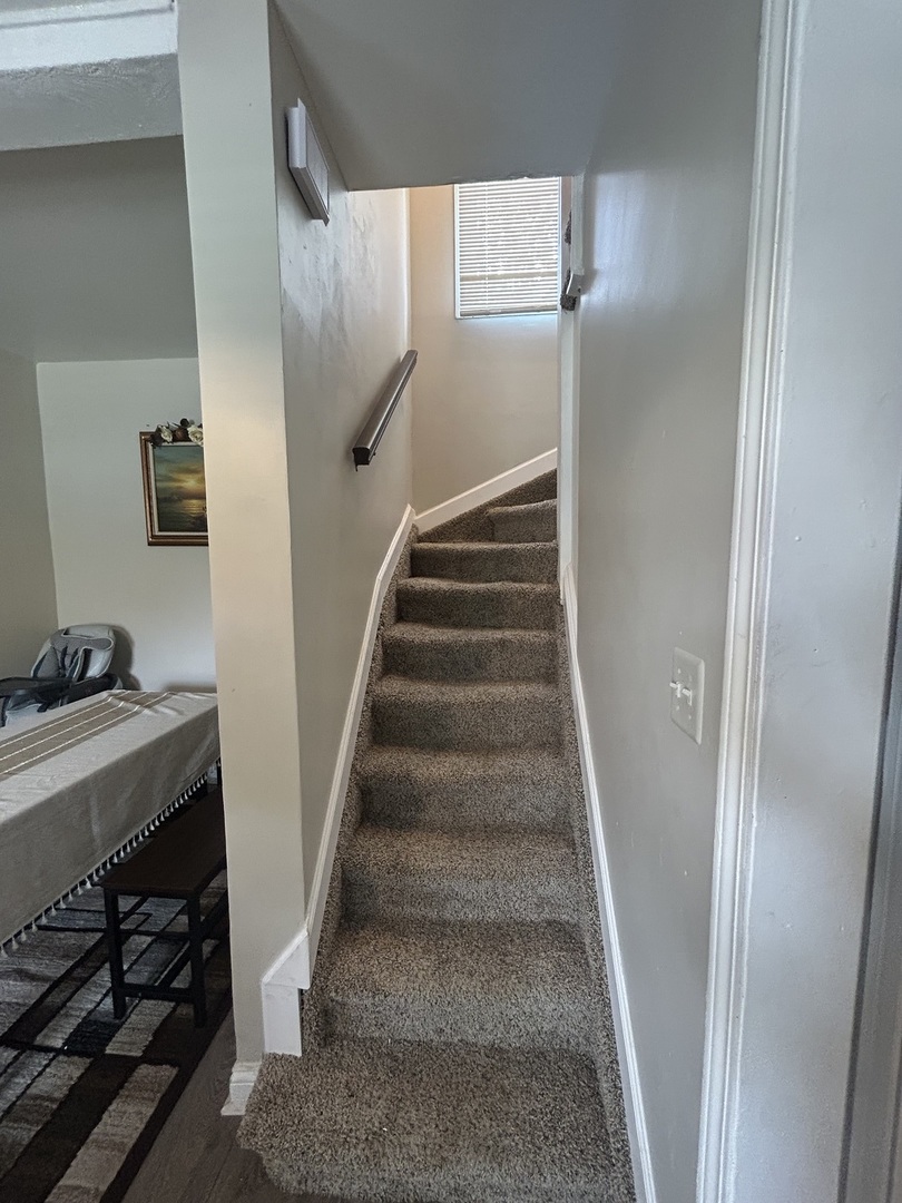 6232 Washington Street Chicago Ridge, IL 60415 - Photo 18 of 33 a view of entryway and hall with wooden floor