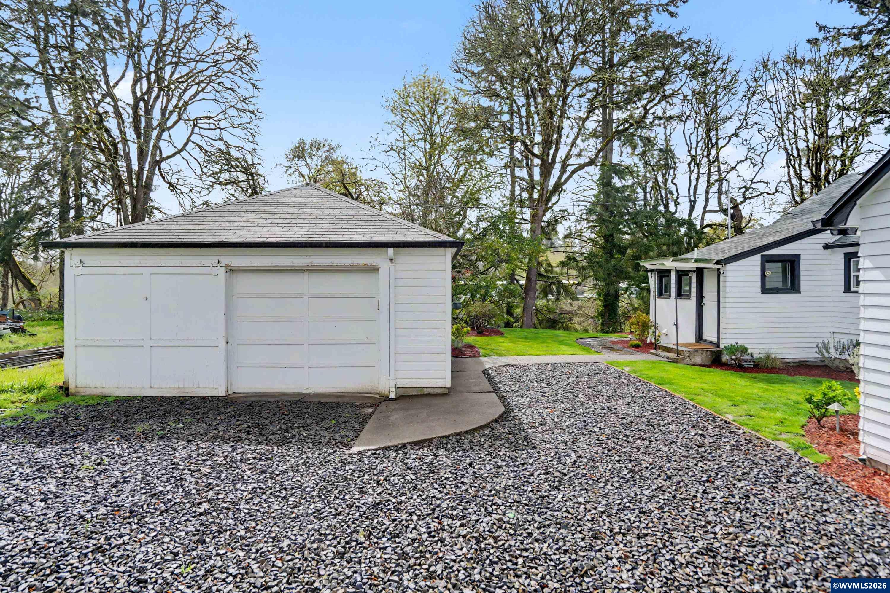 2340 Southwest Queen Avenue Albany, OR 97321 - Photo 39 of 50
