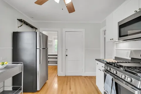 $499,000 | 419 Belgrade Avenue, Unit 2, Boston, MA 02132