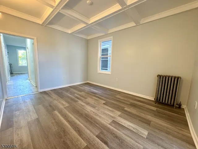 $2,000 | 532 Grove Street, Irvington, NJ 07111