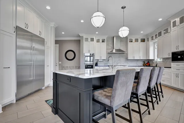 $1,100,000 | 7074 South Ainger Road, Olivet, MI 49076